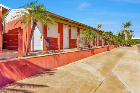 Econo Lodge Karratha - Accommodation Gladstone 1