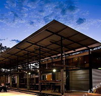 Anbinik Kakadu Resort formerly Lakeview Park - Accommodation Gladstone