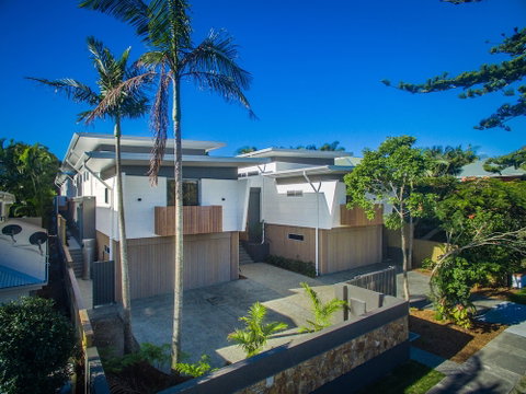 A PERFECT STAY - KoKo's Beach Houses 1 And 2 - Accommodation Gladstone 3