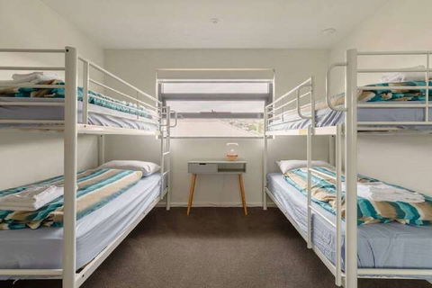 Kangaroo Bay Apartments - Accommodation Gladstone 5