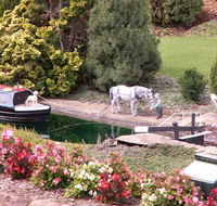 Ivy  Roses Boutique Apartments - Accommodation Gladstone