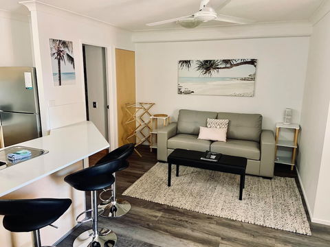 Aruba Surf Resort - Accommodation Gladstone 6