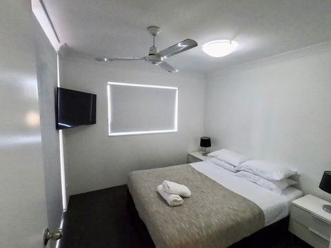 Aruba Surf Resort - Accommodation Gladstone 4