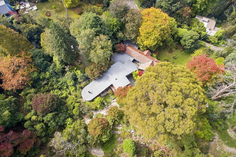Rocky Creek Art Garden B&B - Accommodation Gladstone 3