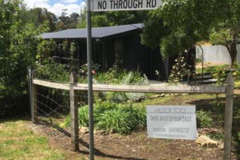 Hilltop Too - Accommodation Gladstone 2