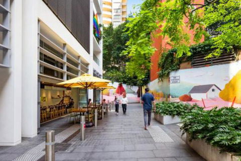 Sydney 1 Bed Modern Self Contained Apartment (402ALB) - Accommodation Gladstone 3