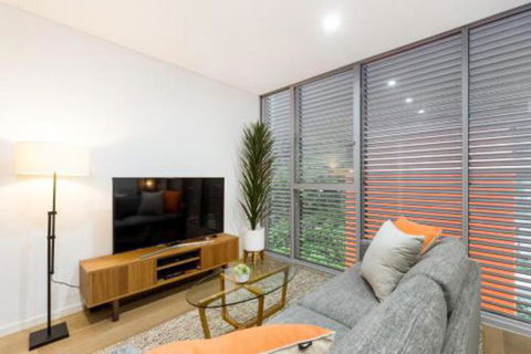 Sydney 1 Bed Modern Self Contained Apartment (402ALB) - Accommodation Gladstone 5