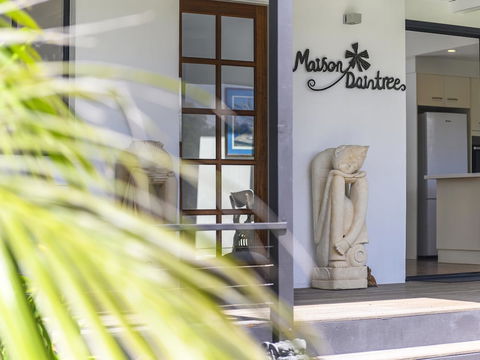 Maison Daintree - Accommodation Gladstone 0