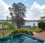 The House on the Lake at Fishing Point Lake Macquarie honestly put the line in  catch fish - Accommodation Gladstone