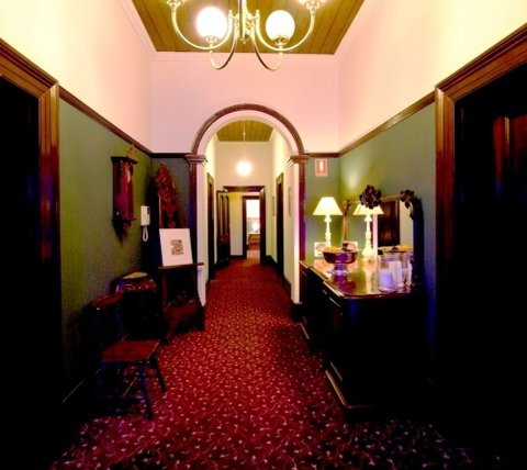 Ranelagh House - Accommodation Gladstone 4