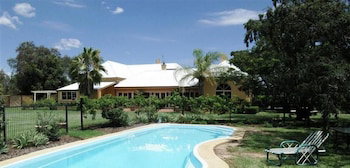 Ranelagh House - Accommodation Gladstone 1