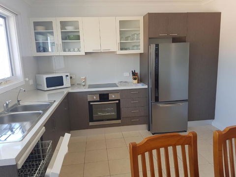 Port Elliot Meridian - Accommodation Gladstone 1