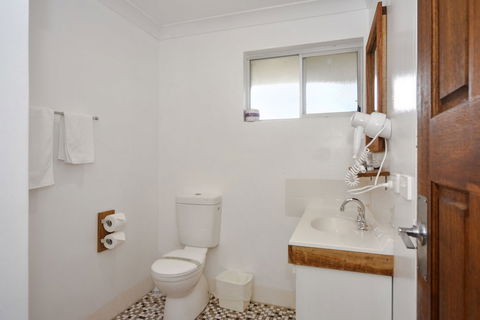 Pleasant Way River Lodge - Accommodation Gladstone 5