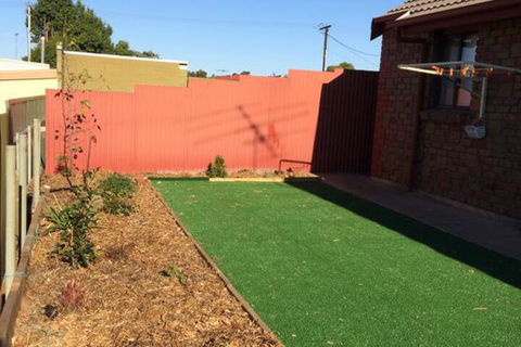 Maple Tree Cottage - Accommodation Gladstone 4