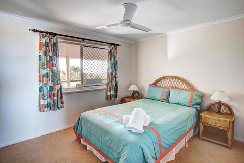 Verandahs - Accommodation Gladstone 4