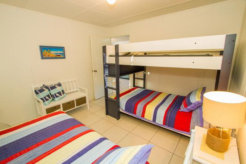 A Lure - Accommodation Gladstone 5