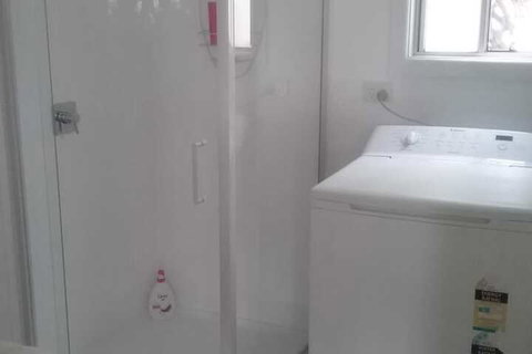 Langley Cottage B & B - Accommodation Gladstone 7