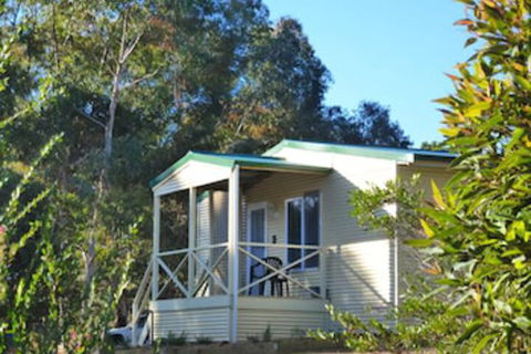 Padthaway Caravan Park - Accommodation Gladstone 0