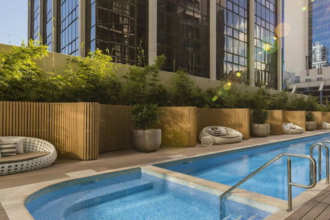 SKYE Hotel Suites Parramatta - Accommodation Gladstone 5