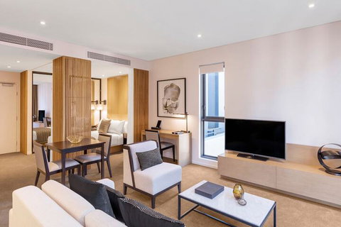 SKYE Hotel Suites Parramatta - Accommodation Gladstone 7