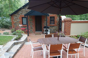Sherwoode Bed And Breakfast - Accommodation Gladstone 1