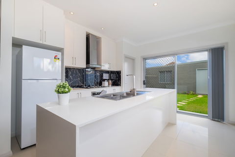 Auspan Guest House - Accommodation Gladstone 0