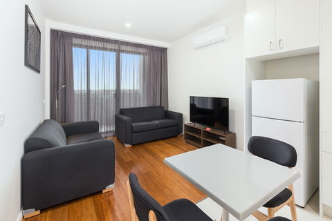 City Edge Dandenong Apartment Hotel - Accommodation Gladstone 2