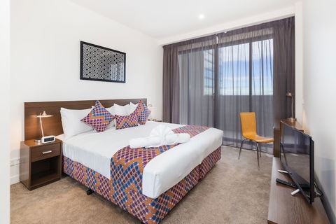 City Edge Dandenong Apartment Hotel - Accommodation Gladstone 0