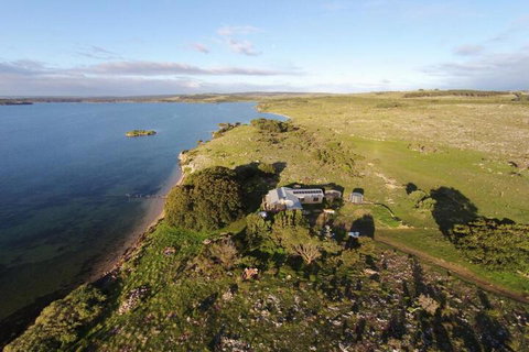 Ratcliff Cottage - Accommodation Gladstone 2