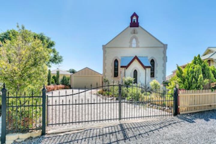 Willaston SA Accommodation Gladstone