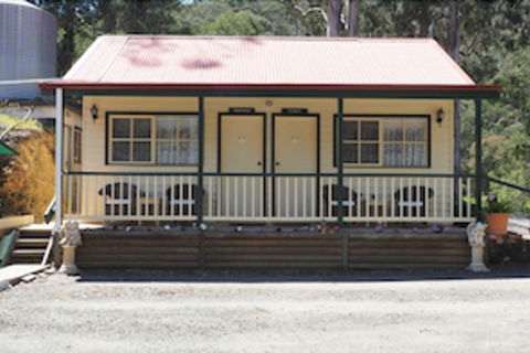 Wild Cherry Bed & Breakfast - Accommodation Gladstone 6
