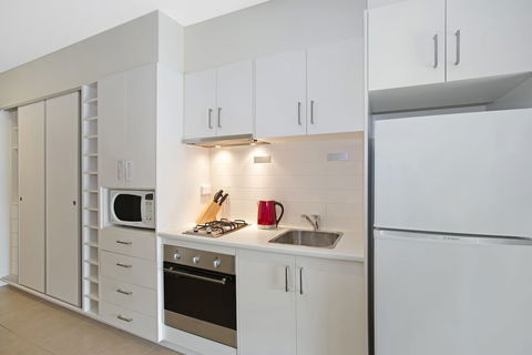 Astra Apartments Glen Waverley At VIQI - Accommodation Gladstone 6