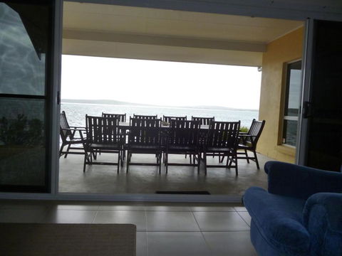 The Beach House - Accommodation Gladstone 1