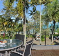 Paringa Beachfront Apartments - Accommodation Gladstone