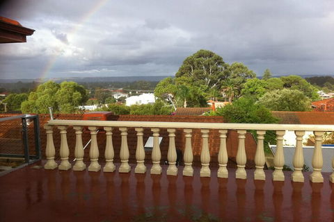 Perth Stadium Homestay - Accommodation Gladstone 1