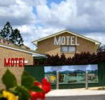 Gin Gin Village Motor Inn Motel - Accommodation Gladstone