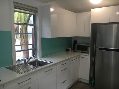 Brodie Beach Bungalow - Accommodation Gladstone 5