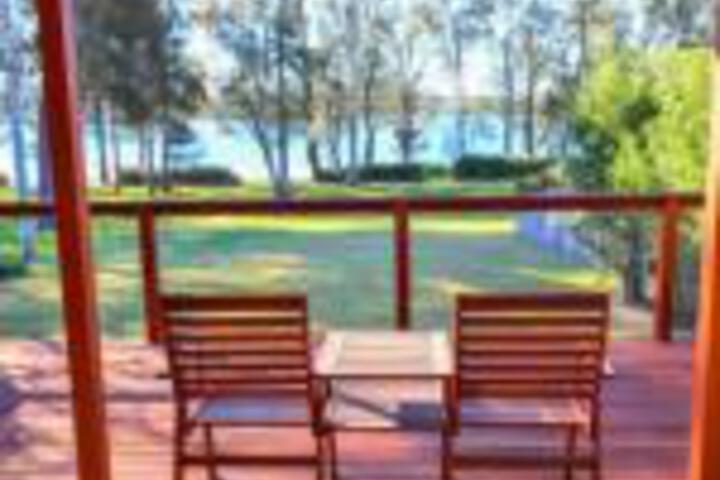 Morisset NSW Accommodation Gladstone