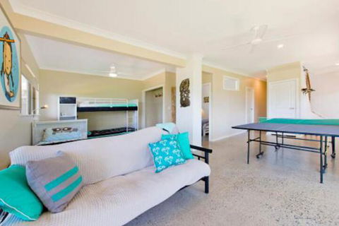 Apricari Oasis By The Sea - Accommodation Gladstone 5