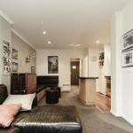 Valley View 203 - Accommodation Gladstone 0