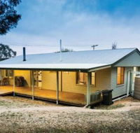Lavender Vale Cottages - Accommodation Gladstone