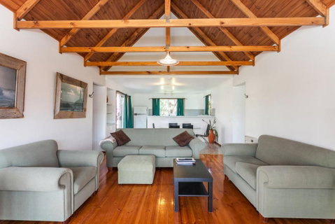 A River Bed Cottage - Accommodation Gladstone 5
