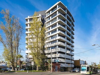 Junction Kew Apartments - Accommodation Gladstone 2