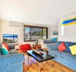 Sandy Toes Beach House Jervis Bay 2min to Beach - Accommodation Gladstone