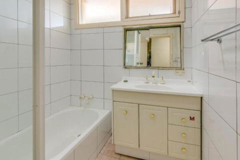 Beautiful Deluxe Family Friendly Holiday House - Accommodation Gladstone 3