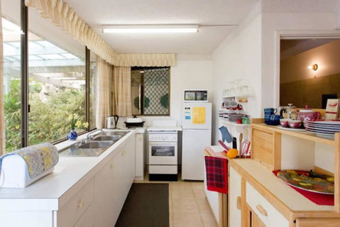 Beach Haven Studio - Accommodation Gladstone 3