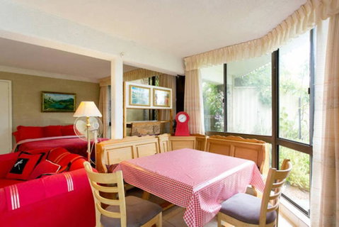 Beach Haven Studio - Accommodation Gladstone 2
