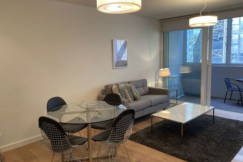 Wyndel Pacific North Sydney - Accommodation Gladstone 2