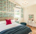 Little Violet - Accommodation Gladstone