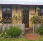 Twomeys Cottage - Accommodation Gladstone